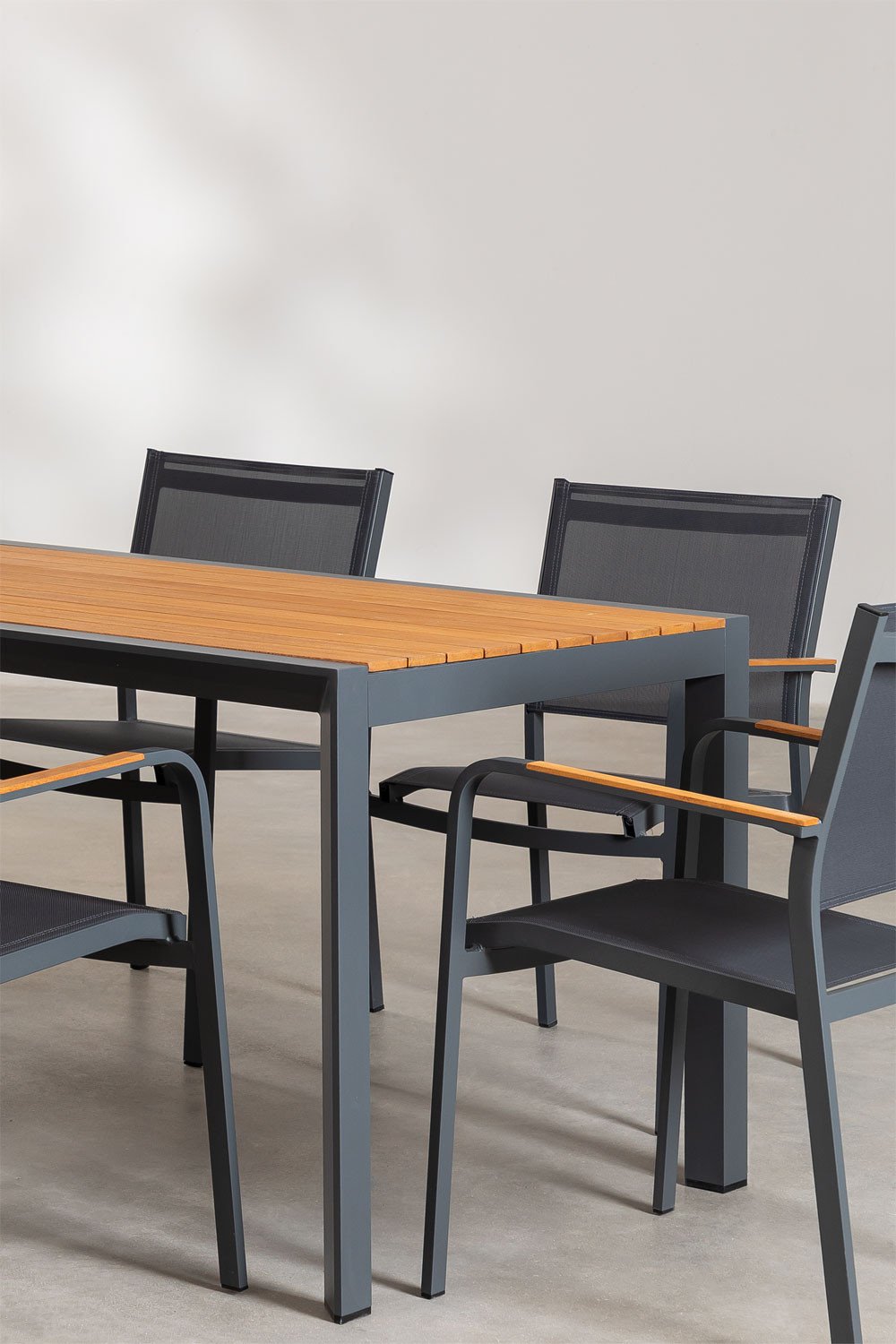 Set tavolo rettangolare classico (160x90 cm) e 6 sedie da giardino Archer