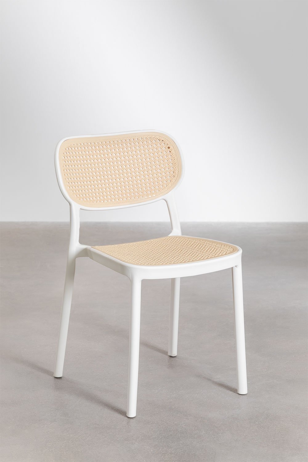 Set tavolo rettangolare Arnadine (140x100 cm) e 4 sedie da pranzo impilabili Omara