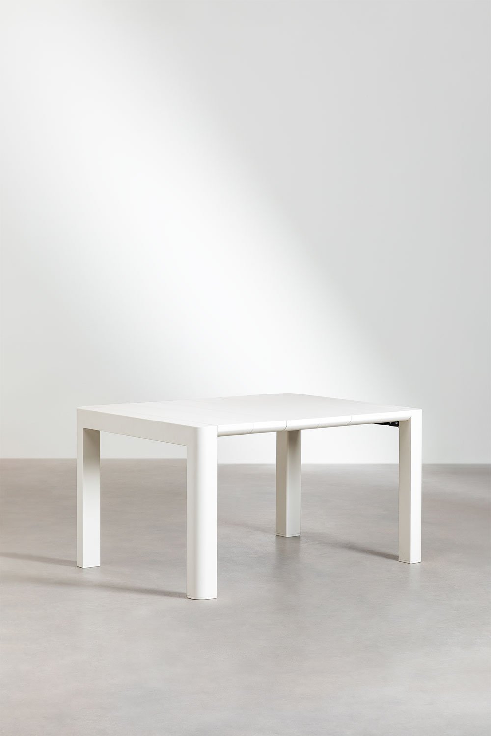 Set tavolo rettangolare Arnadine (140x100 cm) e 4 sedie da pranzo Lynette