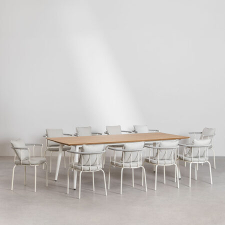 Set tavolo rettangolare Lowel in legno di teak e acciaio (240x100 cm) e 10 sedie da pranzo Boucid con braccioli
