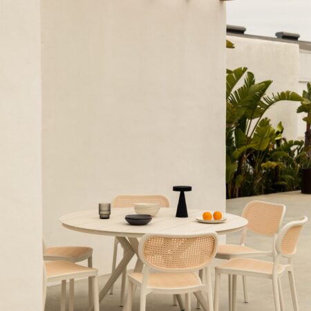Set tavolo rotondo in alluminio (Ø125 cm) Valerie e 6 sedie da giardino Omara