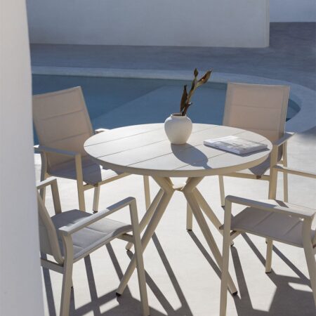 Set Tavolo Rotondo (Ø100 cm) Valerie e 4 Sedie da Giardino Impilabili in Alluminio Karena