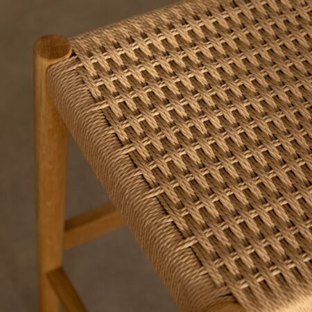 Sgabello Alto in Legno di Rovere e Corda Intrecciata (66 cm) Mara