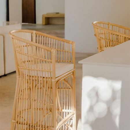 Sgabello alto ↑70 cm in rattan Izabal