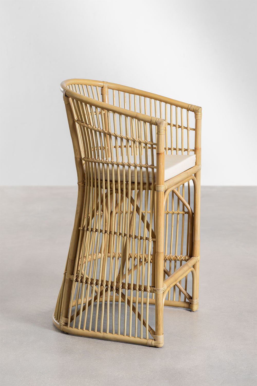 Sgabello alto ↑70 cm in rattan Izabal