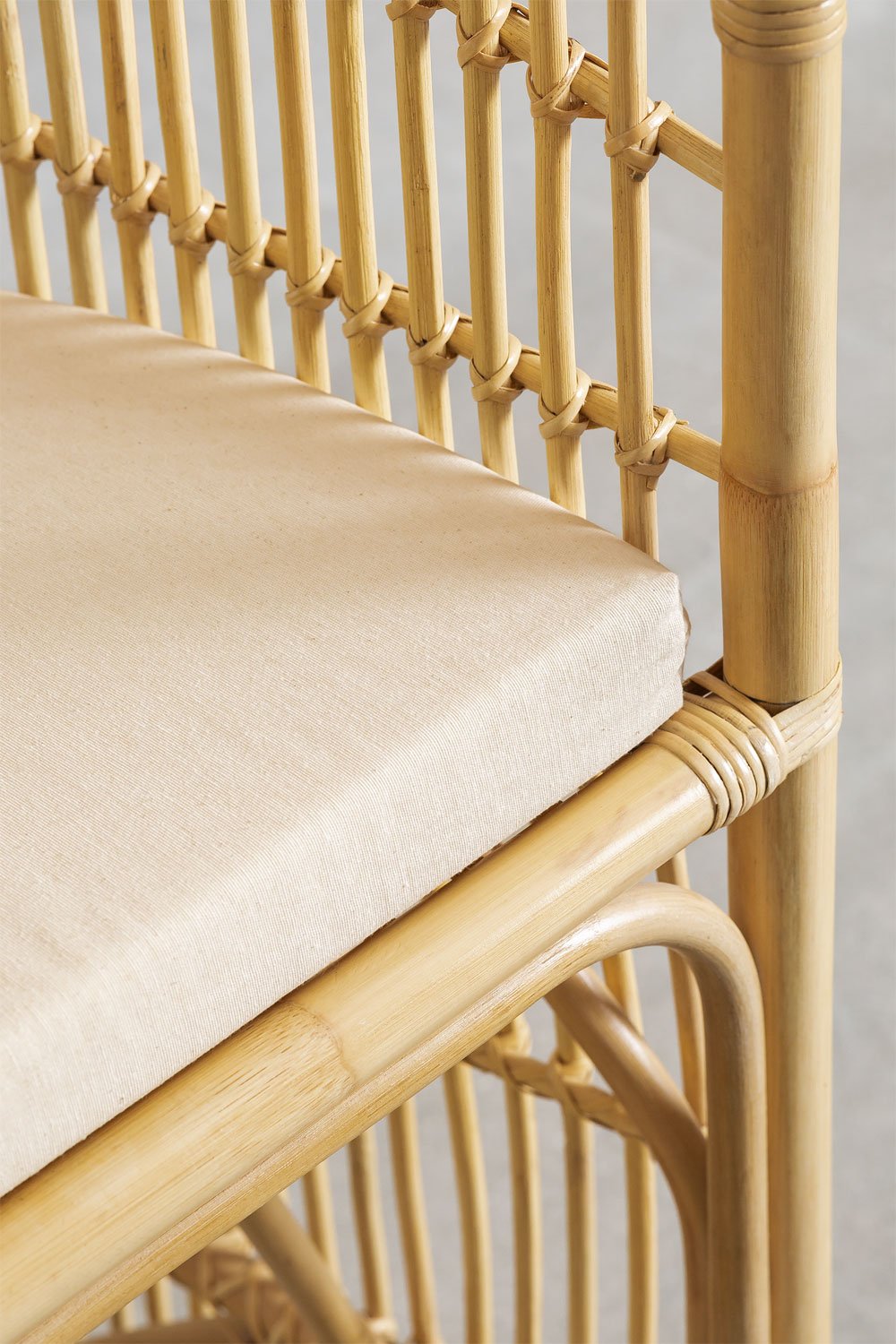 Sgabello alto ↑70 cm in rattan Izabal