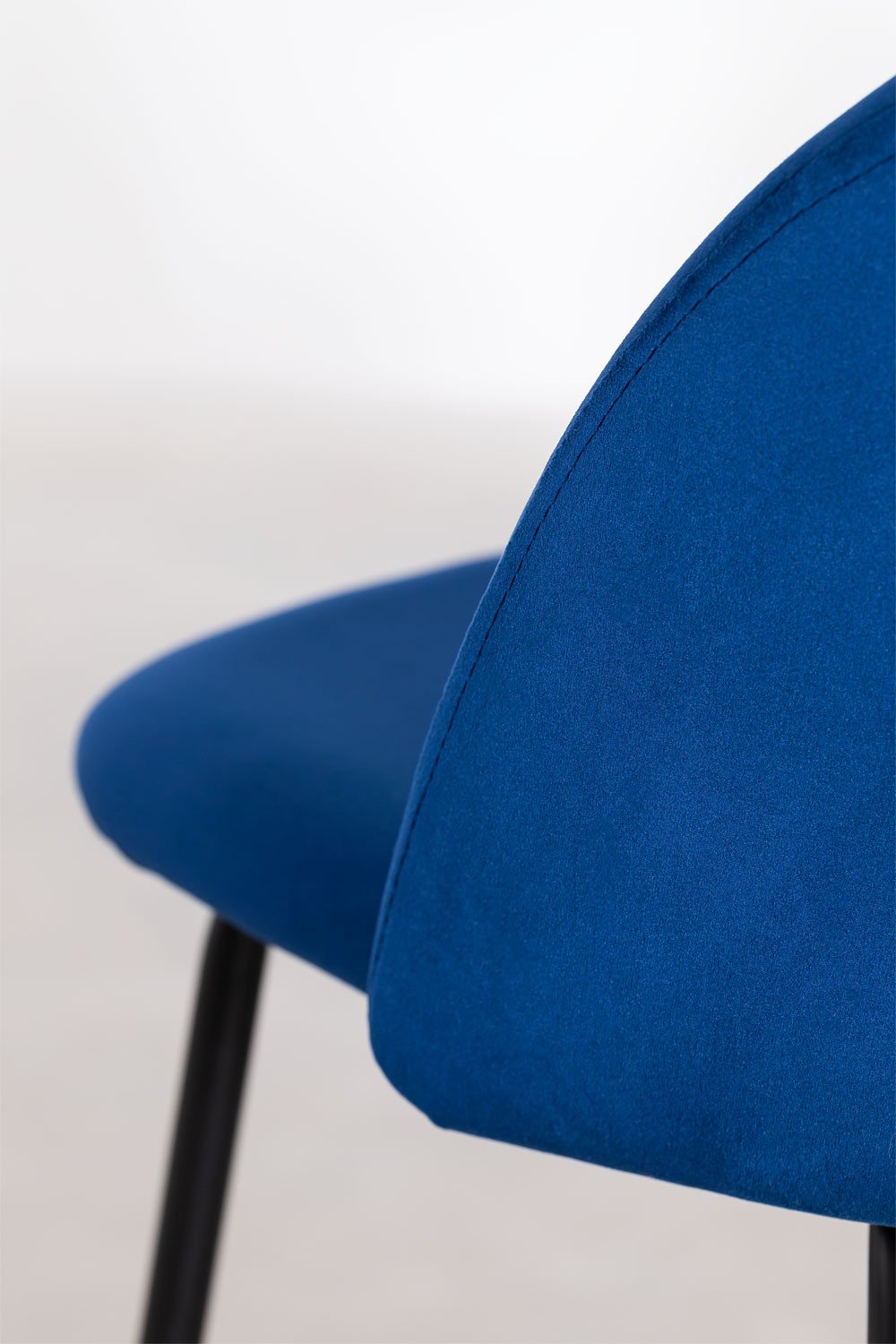 Sgabello alto in velluto Kana Design