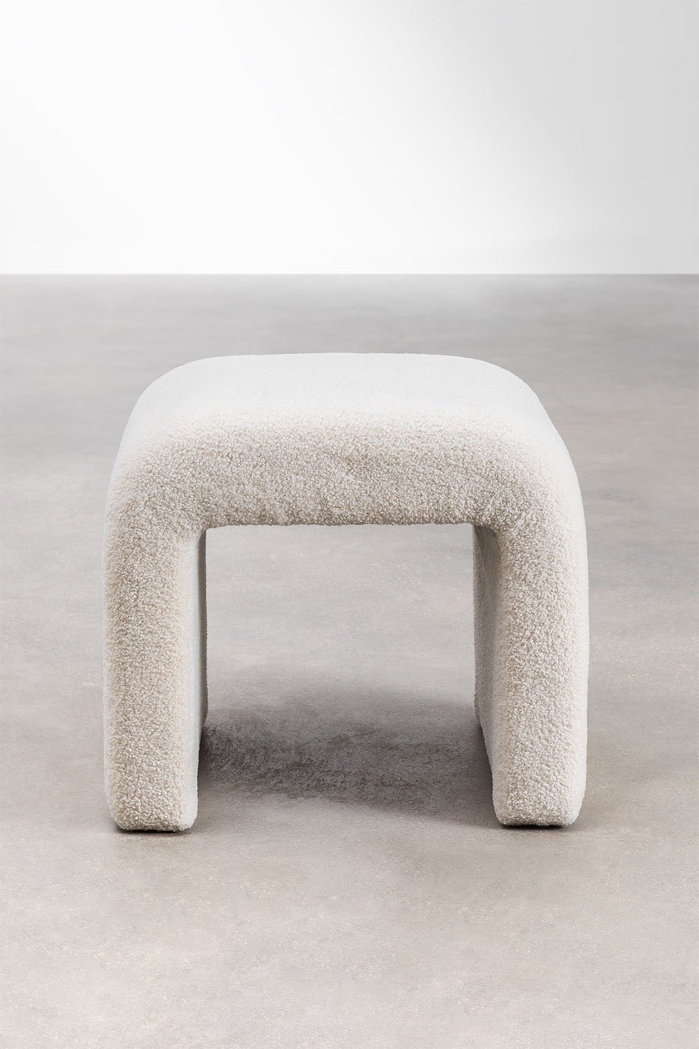 Sgabello basso Carlise in shearling