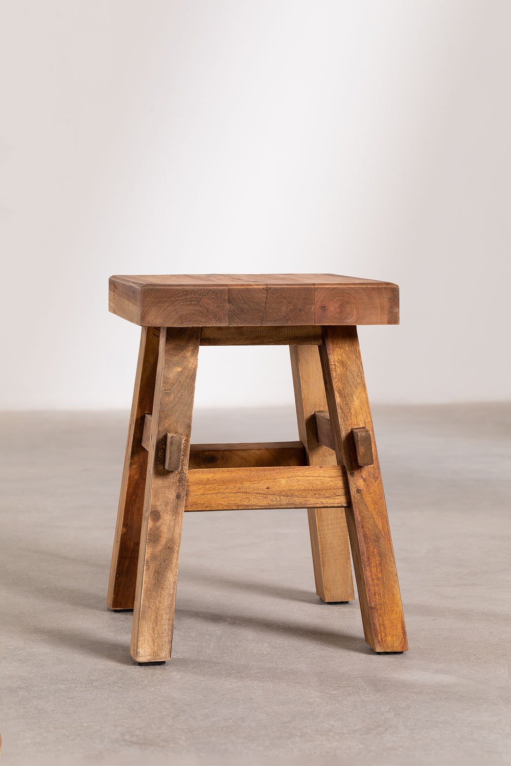 Sgabello Basso in Legno Riciclato Roblie