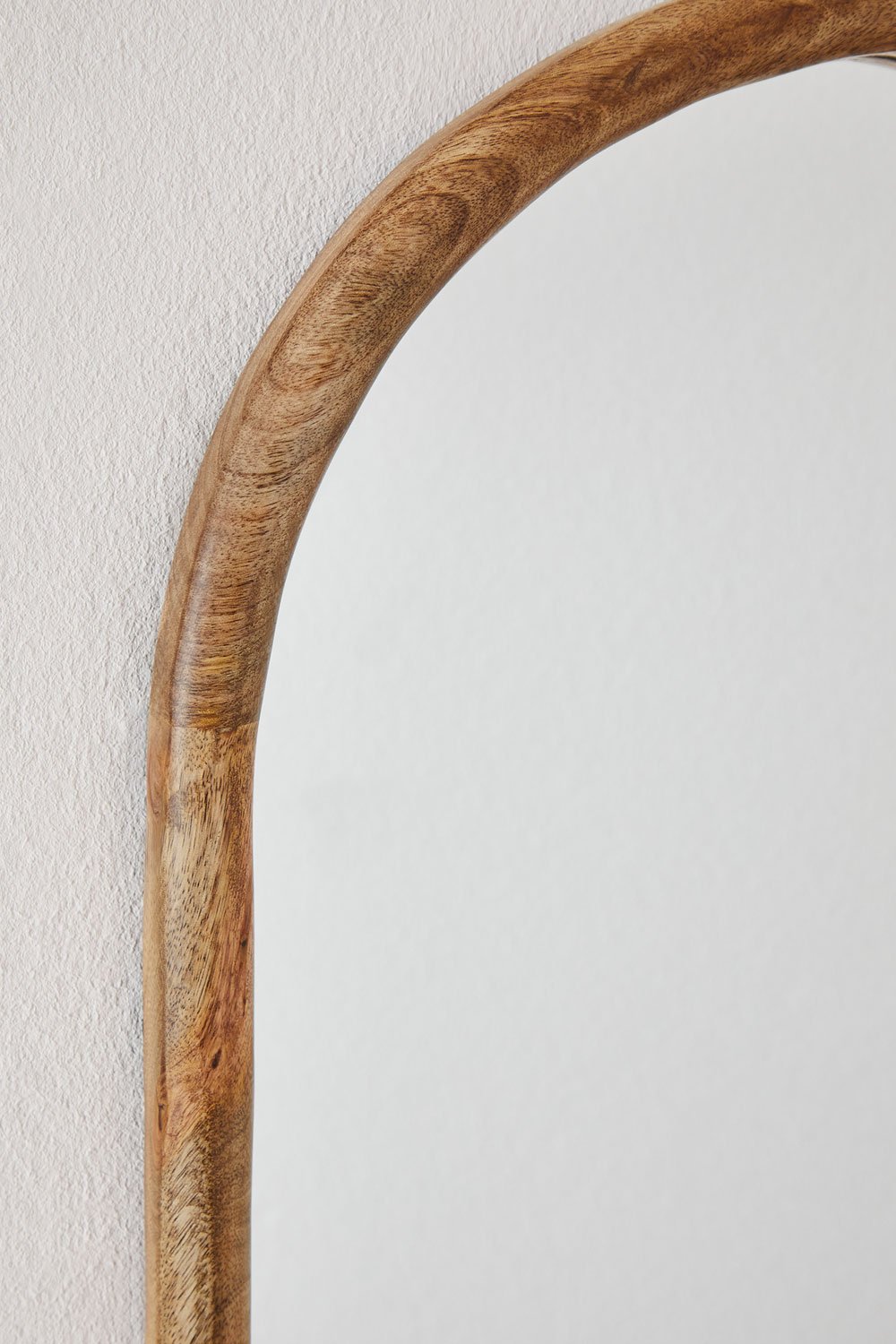 Specchio da parete ovale in legno di mango Munya