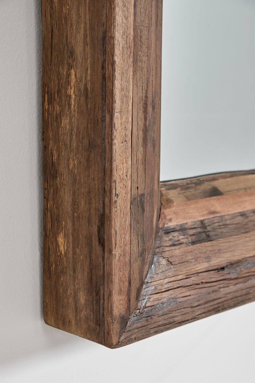 Specchio da parete rettangolare Juvira in legno riciclato
