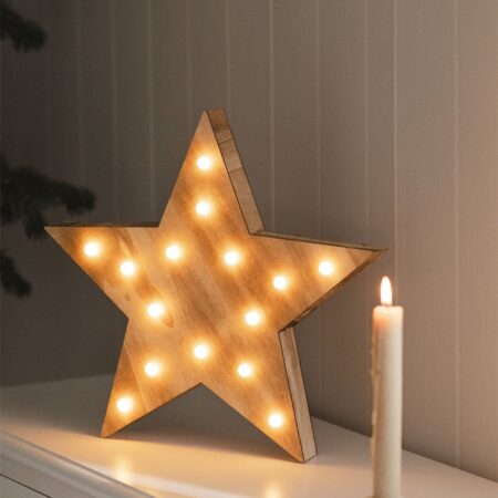 Stella in legno con luci LED Lliva