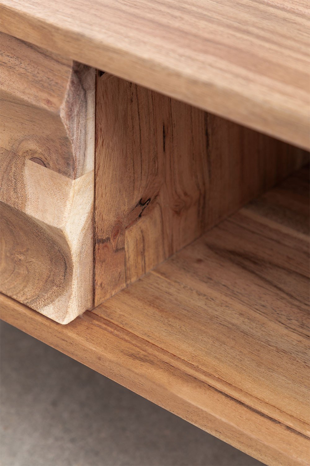 Tavolino Petter in legno di acacia