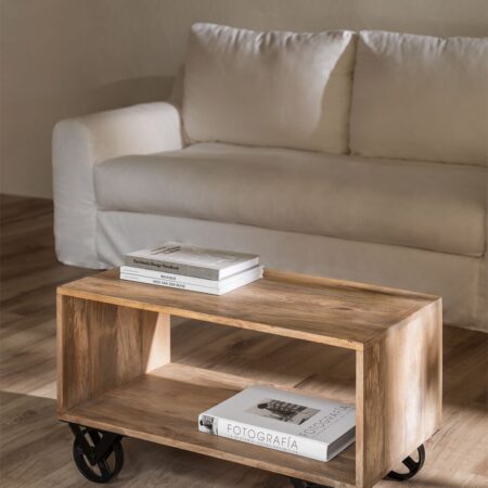 Tavolino in legno di mango con ruote Olson Style