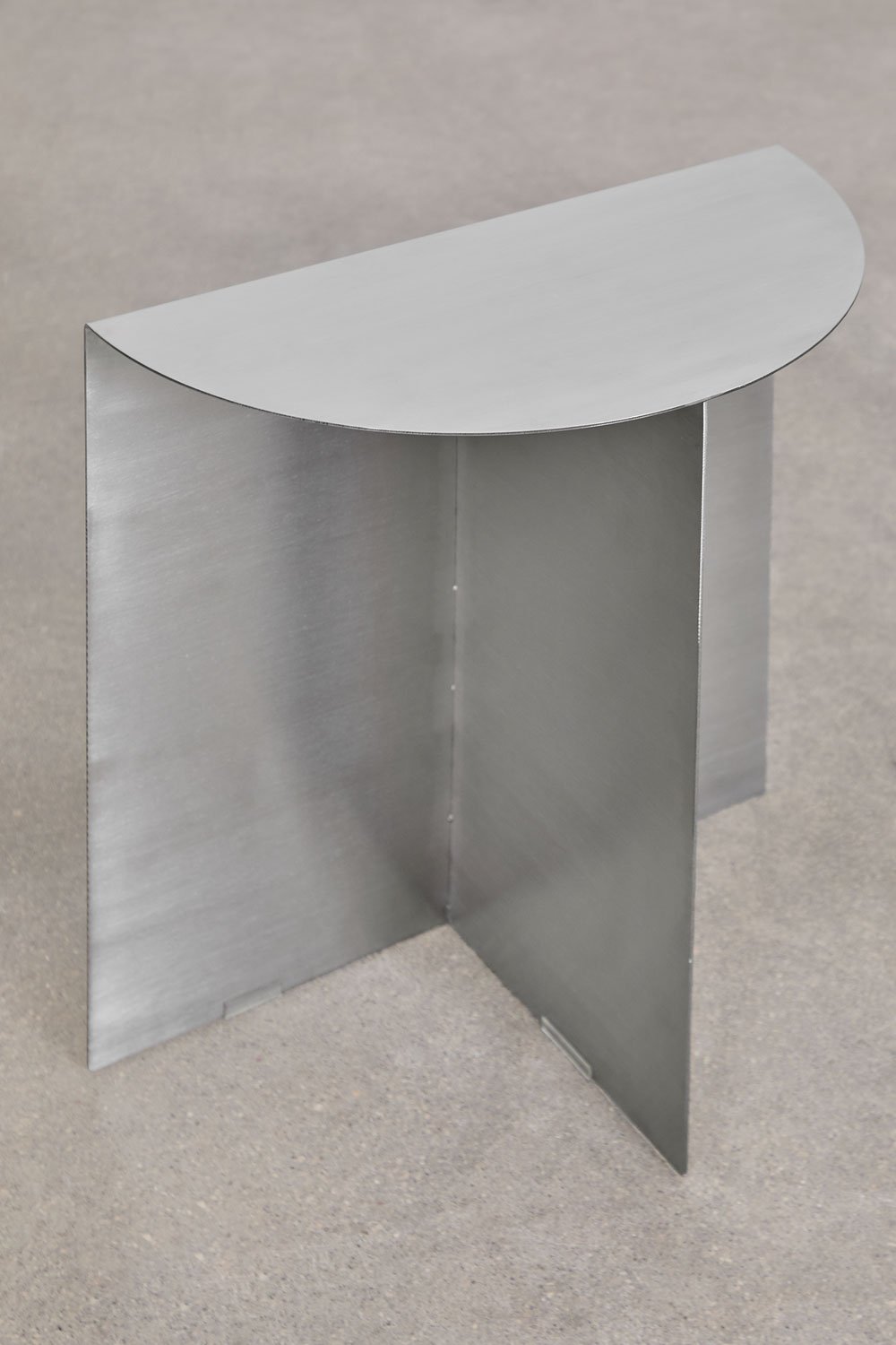 Tavolino Nadina in acciaio spazzolato 40x20 cm