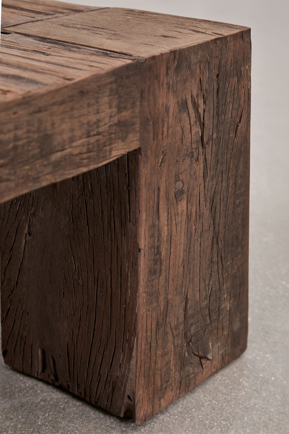 Tavolino quadrato 100x100 cm in legno riciclato Juvira