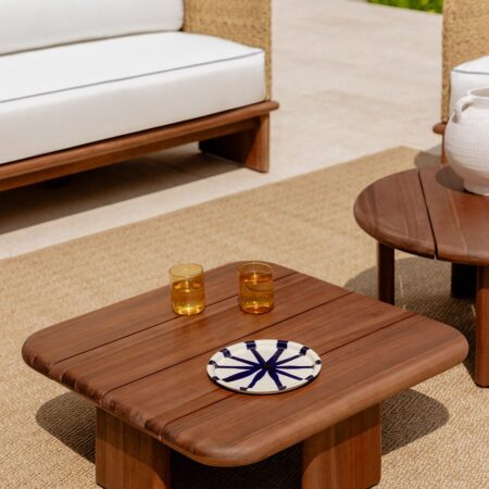 Tavolino da giardino quadrato 70x70 cm in legno di acacia Famara
