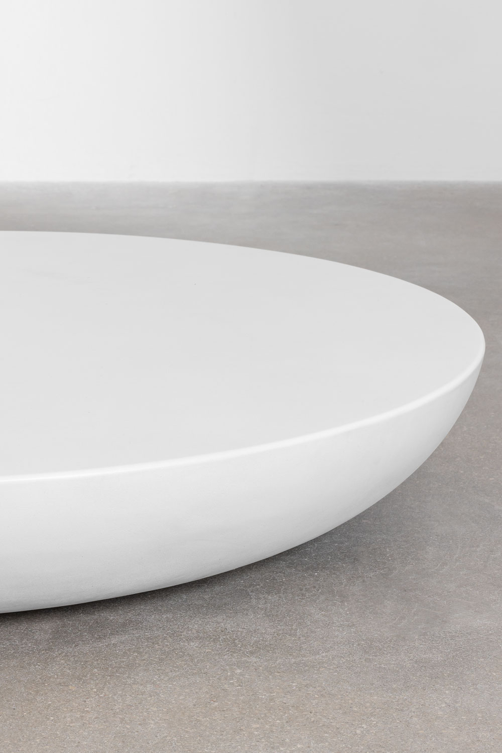 Tavolino rotondo Ø105 cm in cemento Zenadia
