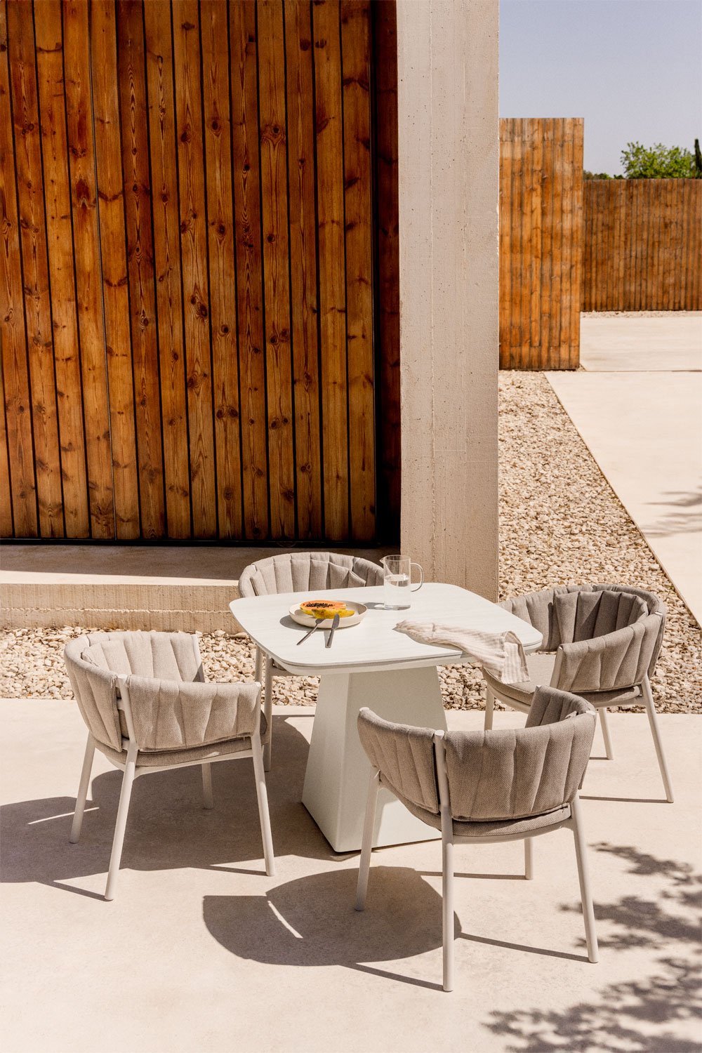 Tavolo da giardino quadrato 90x90 cm in pietra sinterizzata e alluminio Inkeri