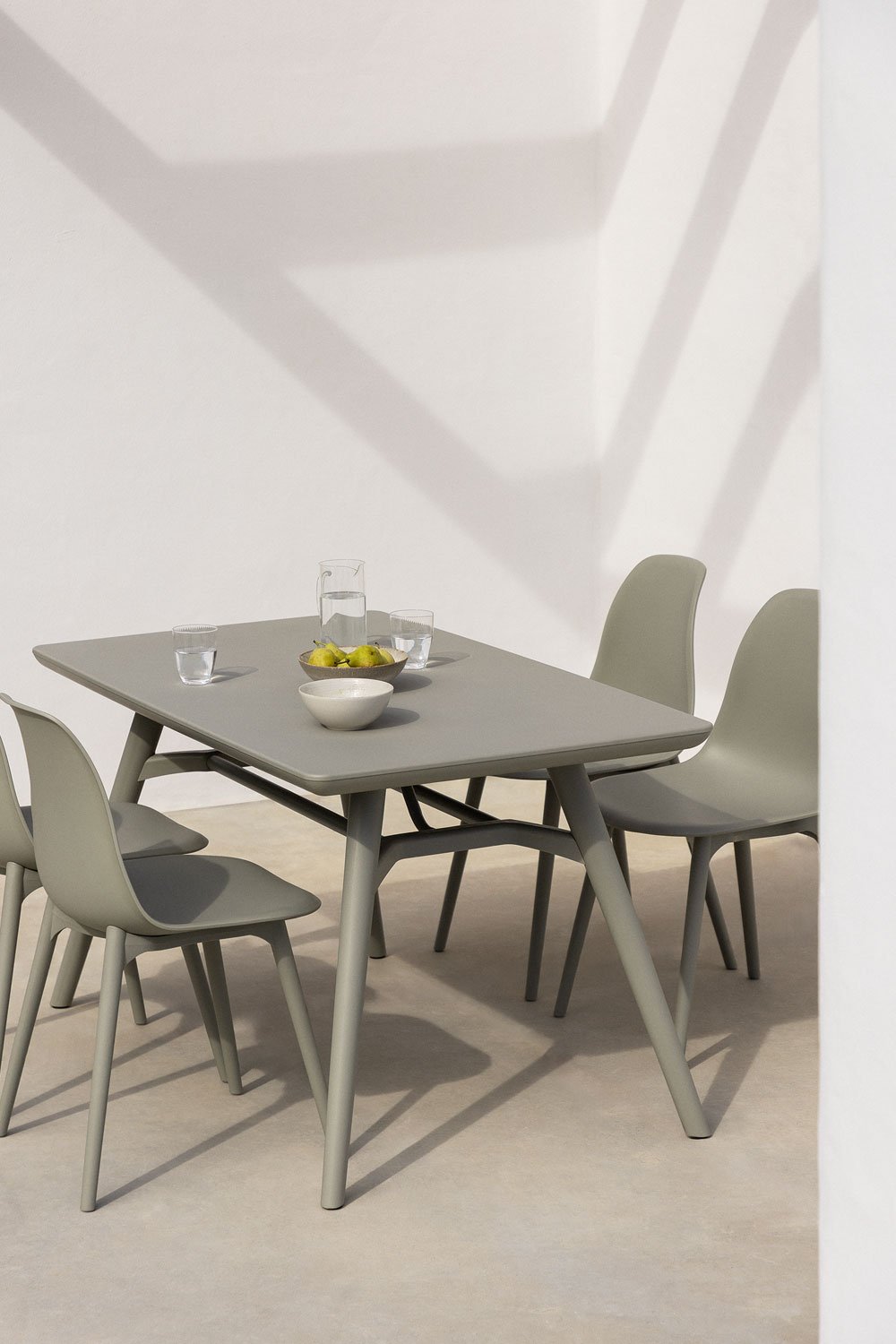 Tavolo da giardino rettangolare 135x80 cm in polipropilene Scand