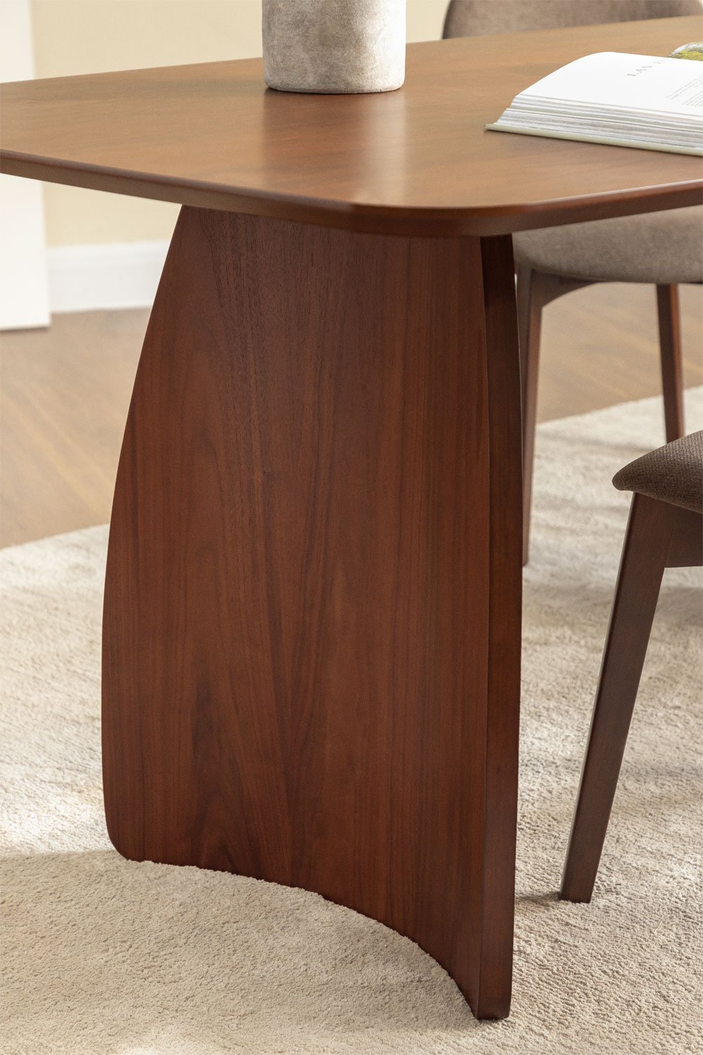 Tavolo da pranzo rettangolare 180x90 cm in MDF con impiallacciatura in noce Luanda