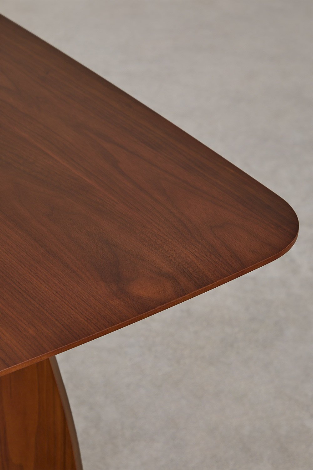 Tavolo da pranzo rettangolare 180x90 cm in MDF con impiallacciatura in noce Luanda