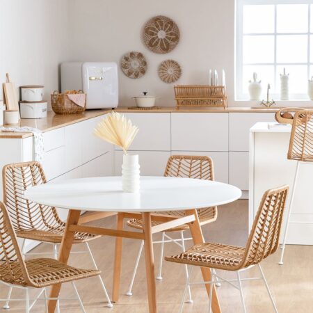 Tavolo da pranzo rotondo in MDF e legno di faggio Scand Nordic