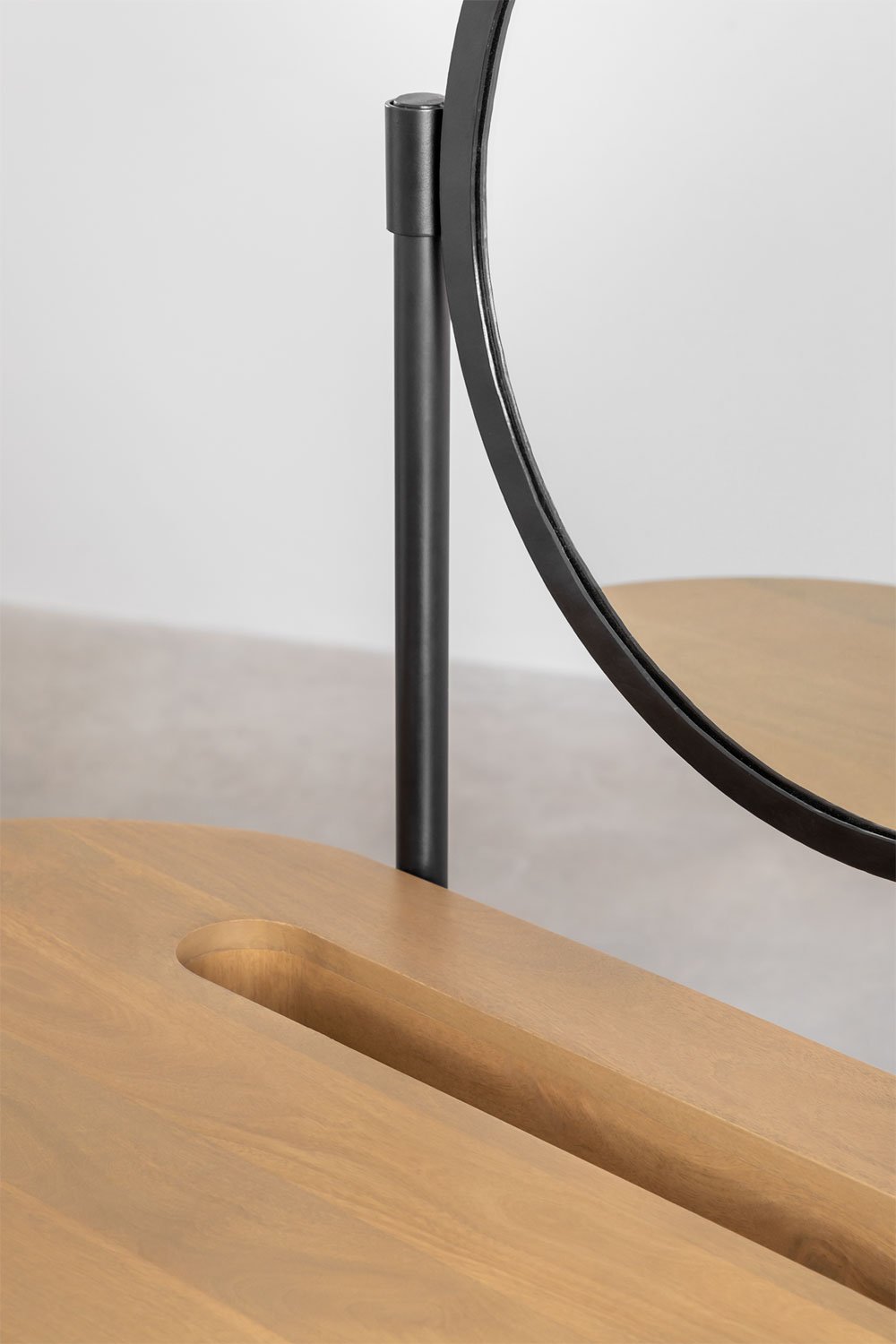 Toeletta in legno di mango Analis