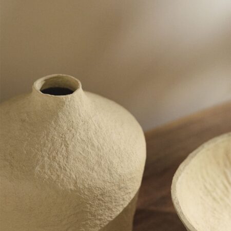 Vaso Brimsley in cartapesta decorativa fatta a mano