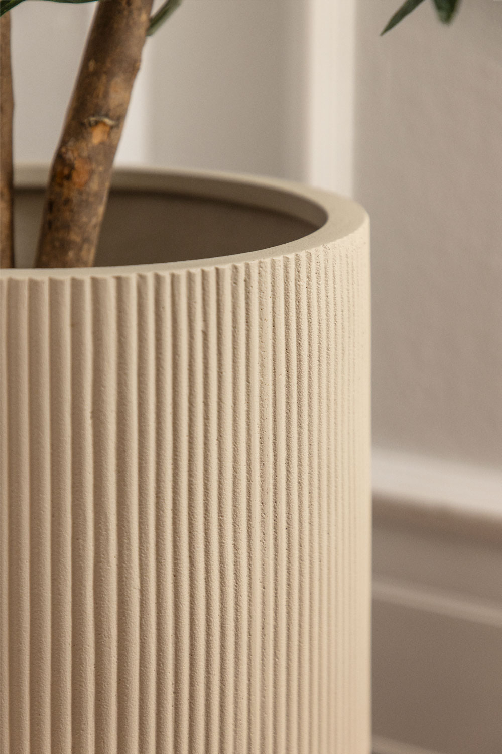Vaso in polystone Raiden