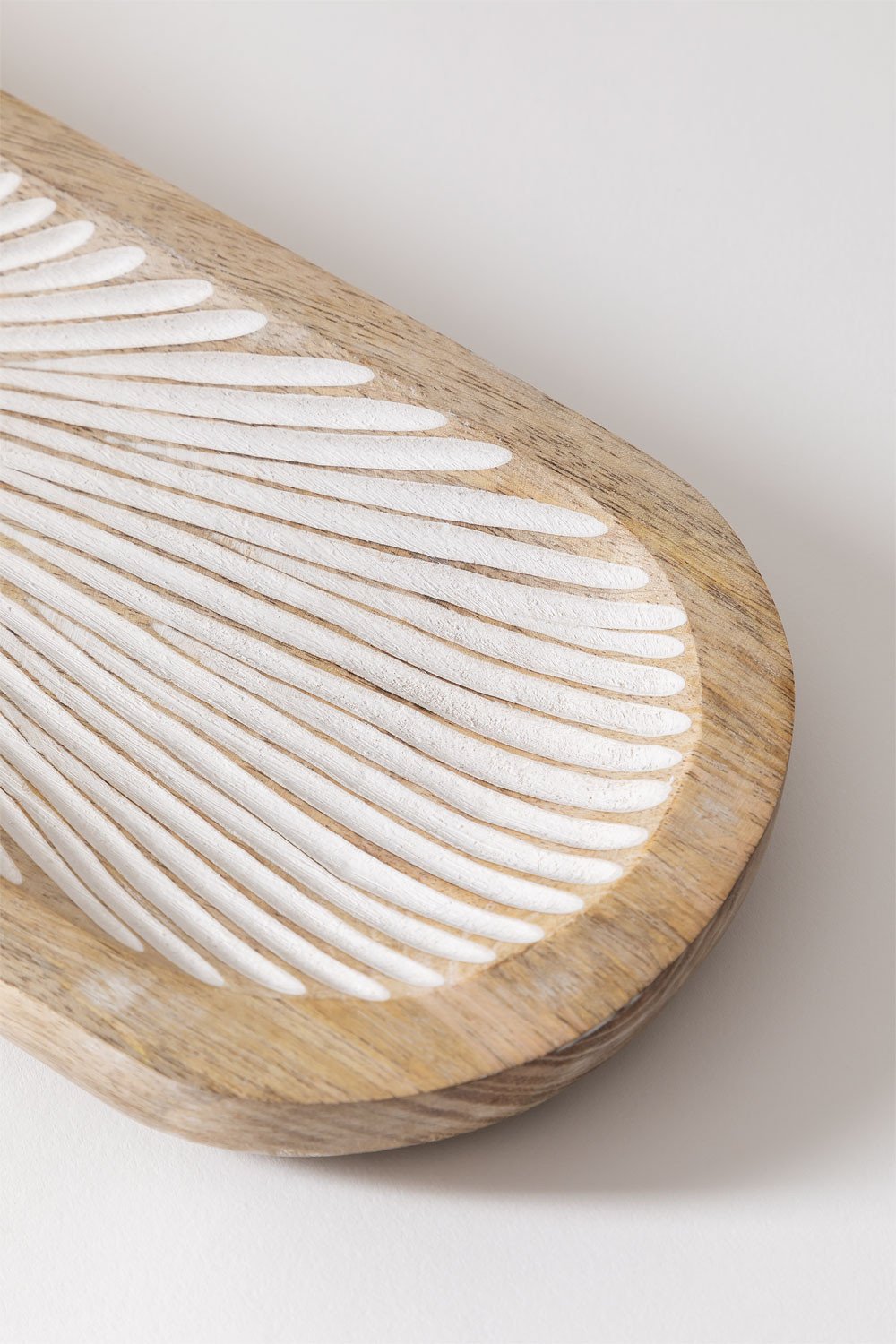 Vassoio decorativo in legno di mango Nabordi