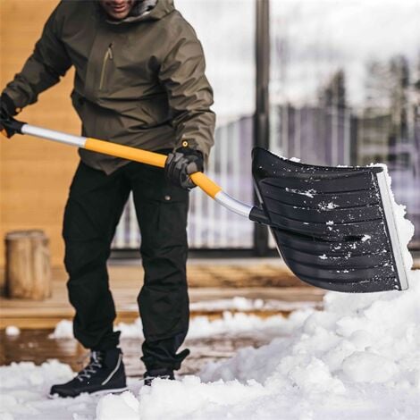 Spingineve curvo serie X - impugnatura a D angolata Fiskars