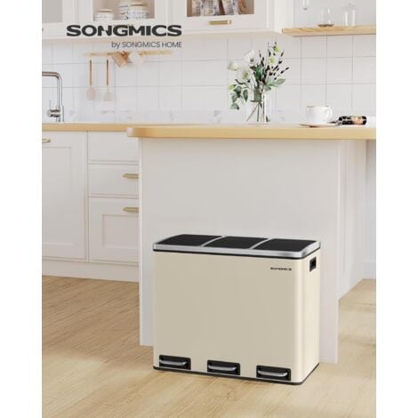 SONGMICS Cestino da Cucina, Pattumiera per Raccolta Differenziata 3 x 18L, 3 Scomparti per Riciclaggio, Coperchi a Chiusura Morbida, Pedali, Acciaio, Beige Sabbia