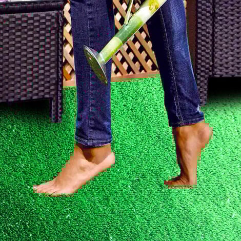 Erba Sintetica per Giardino 8 mm 1x3m Ranieri Basik Verde