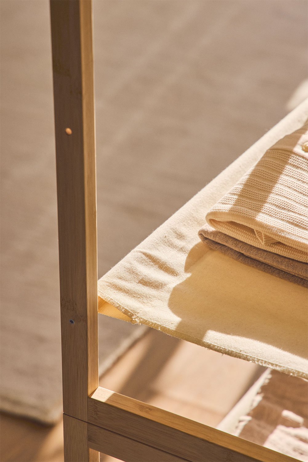 Armadio modulare aperto Deneb Bamboo a 2 pezzi con ripiani, scaffale e appendiabiti