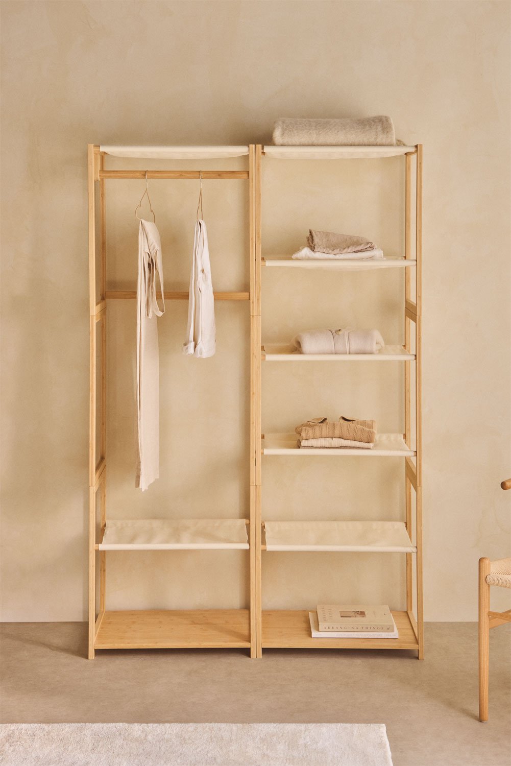 Armadio modulare aperto Deneb Bamboo a 2 pezzi con ripiani, scaffale e appendiabiti