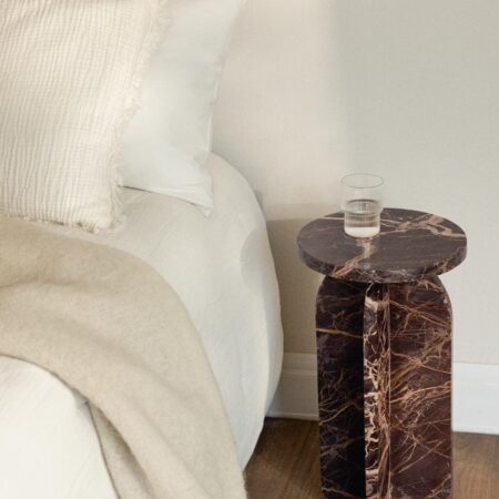 Comodino rotondo Ø30 cm in marmo Graham