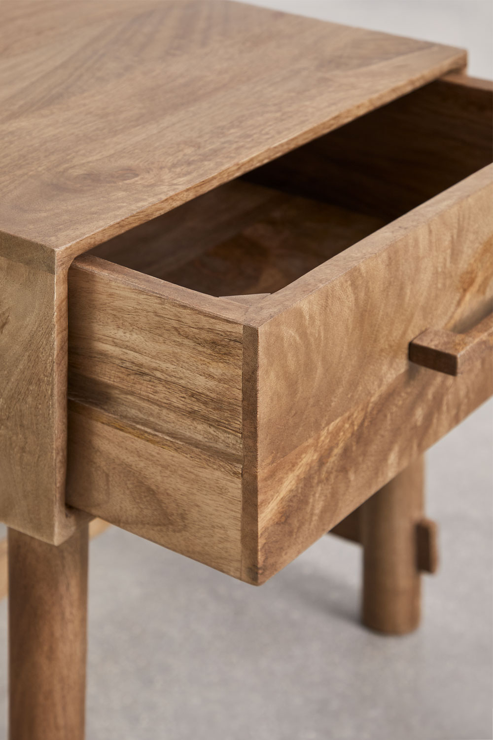 Confezione da 2 comodini 45x45 cm in legno di mango Aloma
