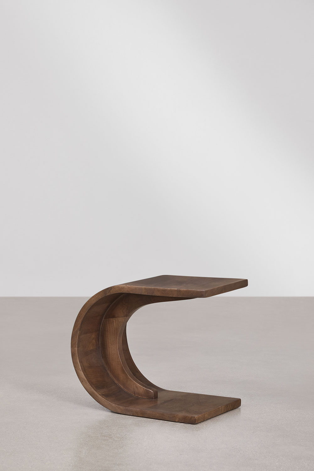 Confezione da 2 comodini Rigi in legno, 45x30 cm