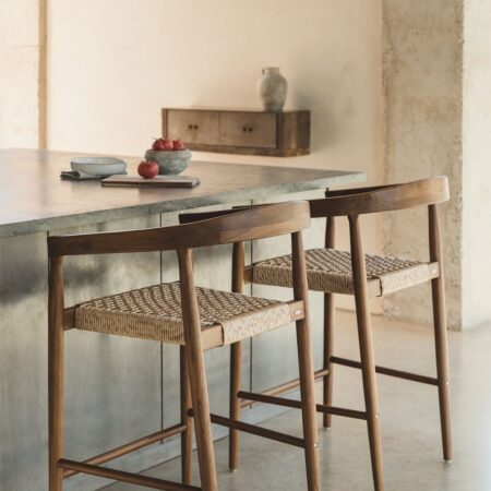 Confezione da 2 sgabelli alti in legno di teak (66 cm) Visby
