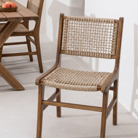 Confezione da 4 sedie da giardino in legno di teak Malmö