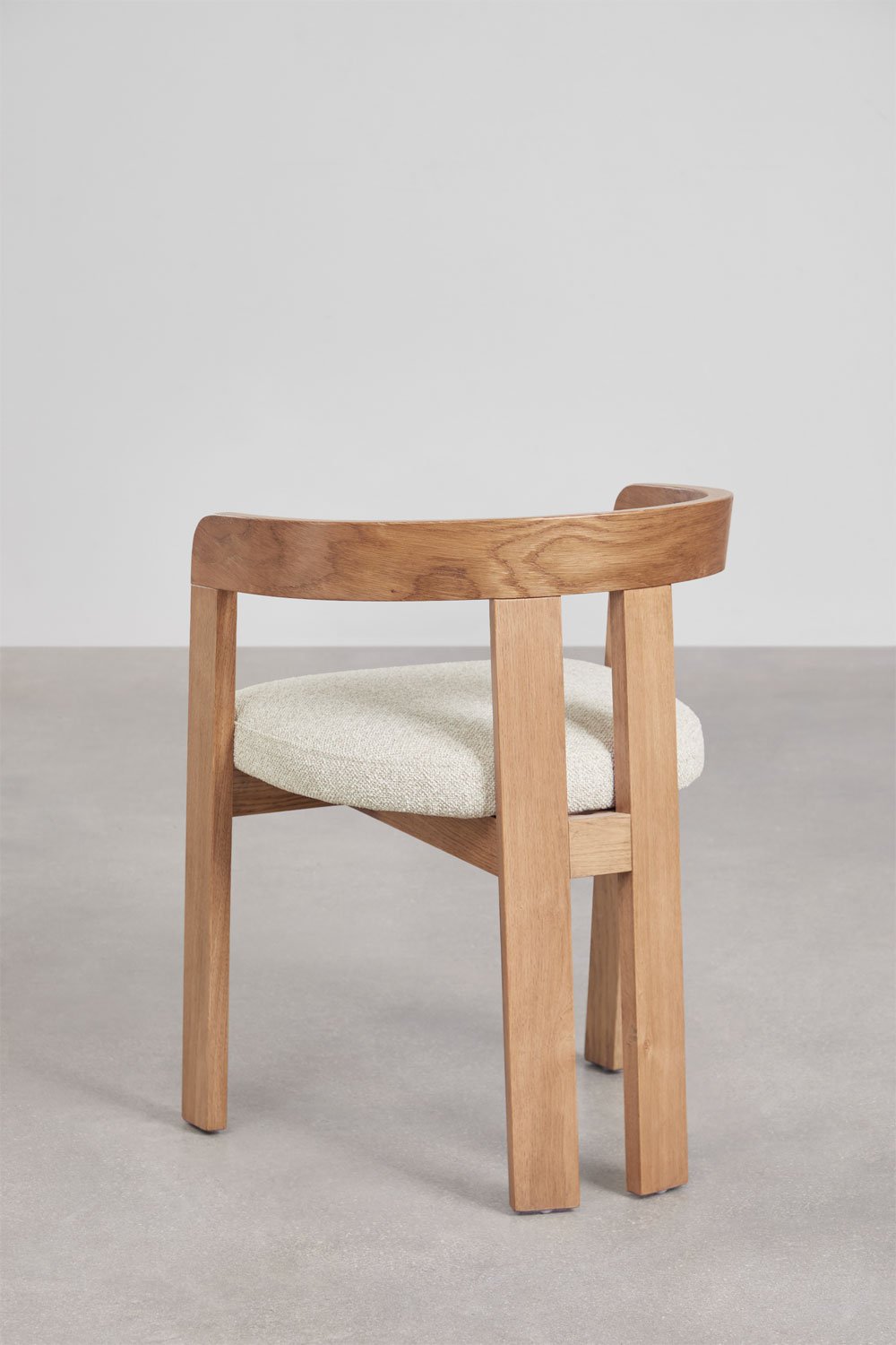 Confezione da 4 sedie da pranzo imbottite Yvone con braccioli in legno