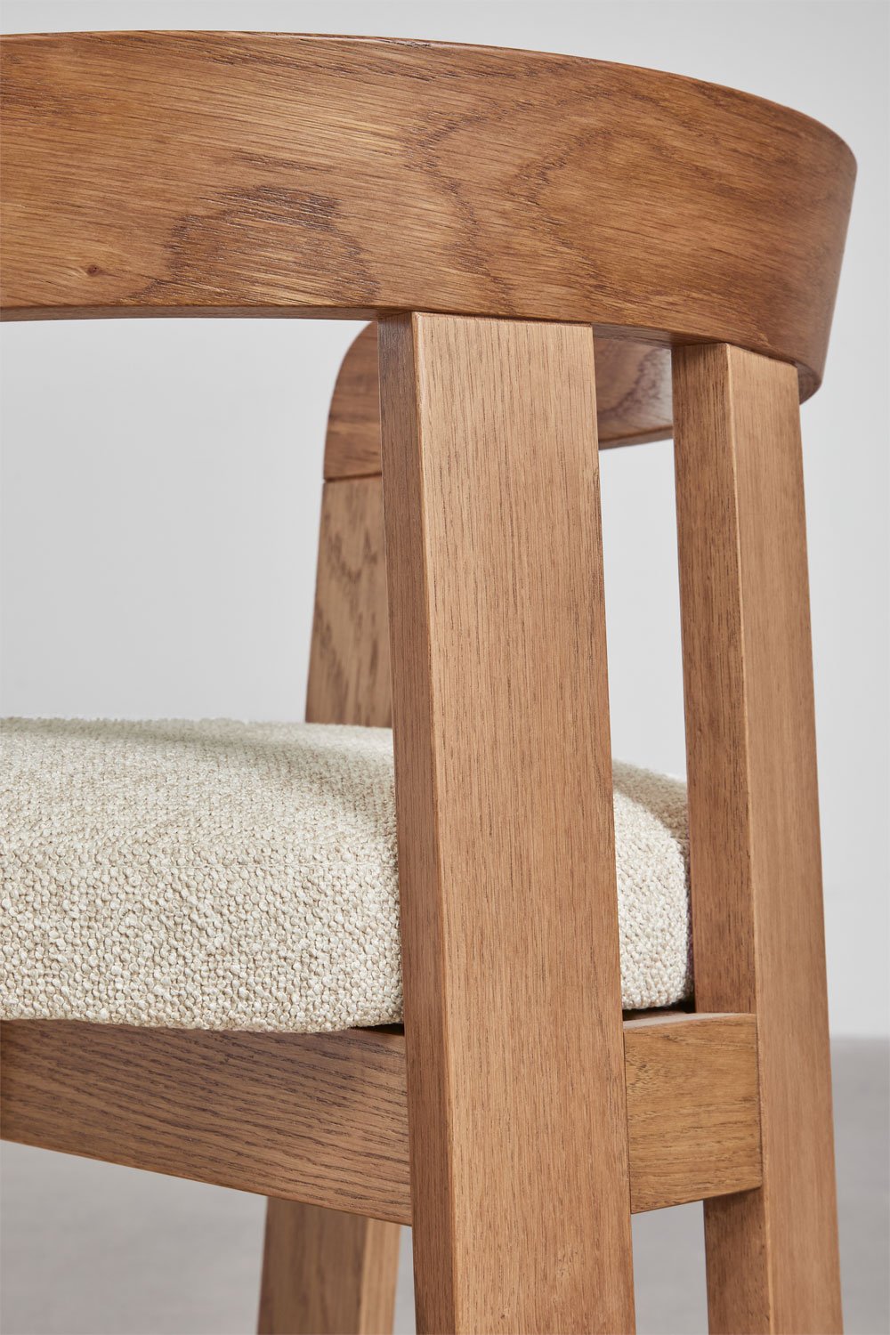 Confezione da 4 sedie da pranzo imbottite Yvone con braccioli in legno