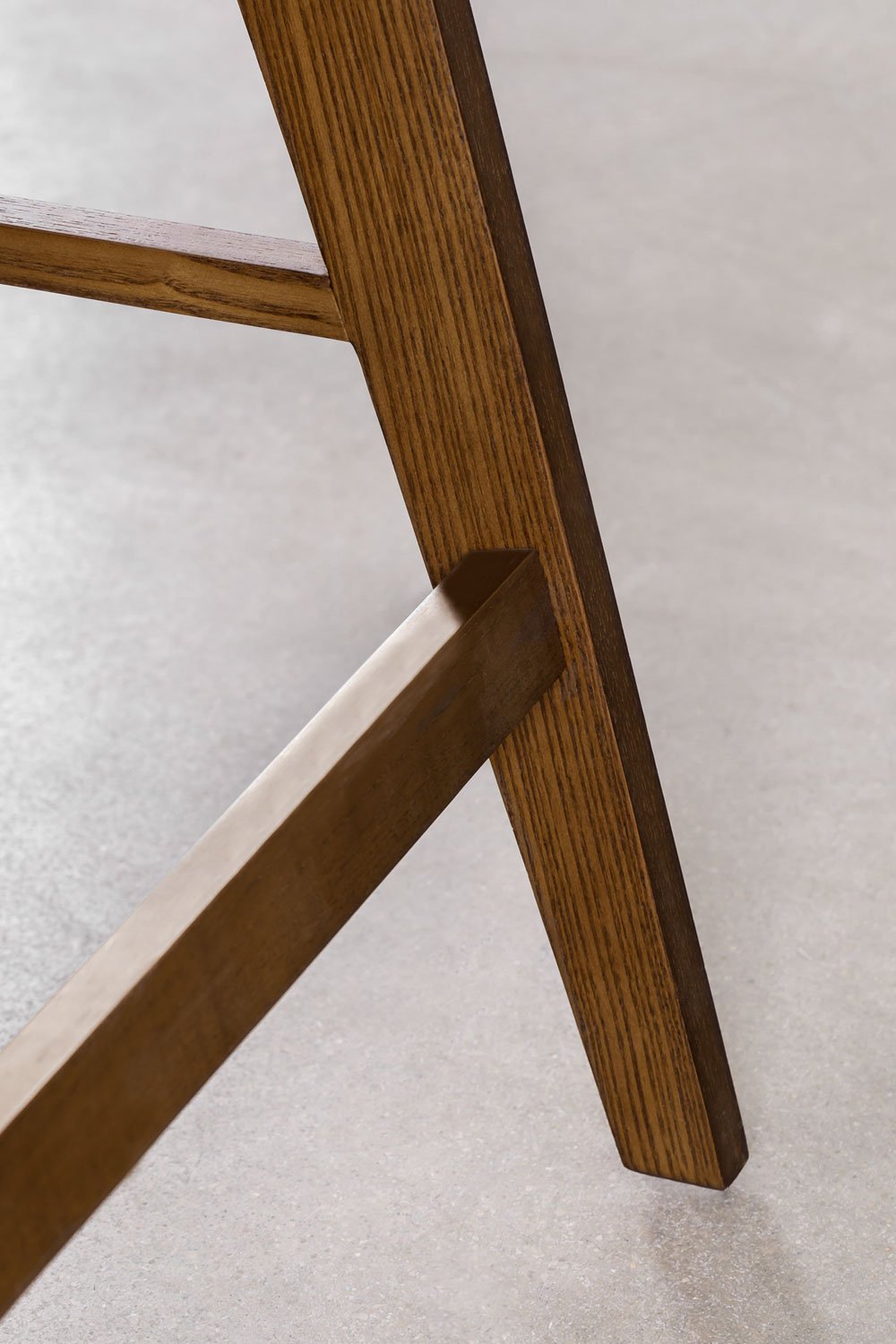 Confezione da 4 sgabelli alti in legno di frassino e rattan (65,5 cm) Lali