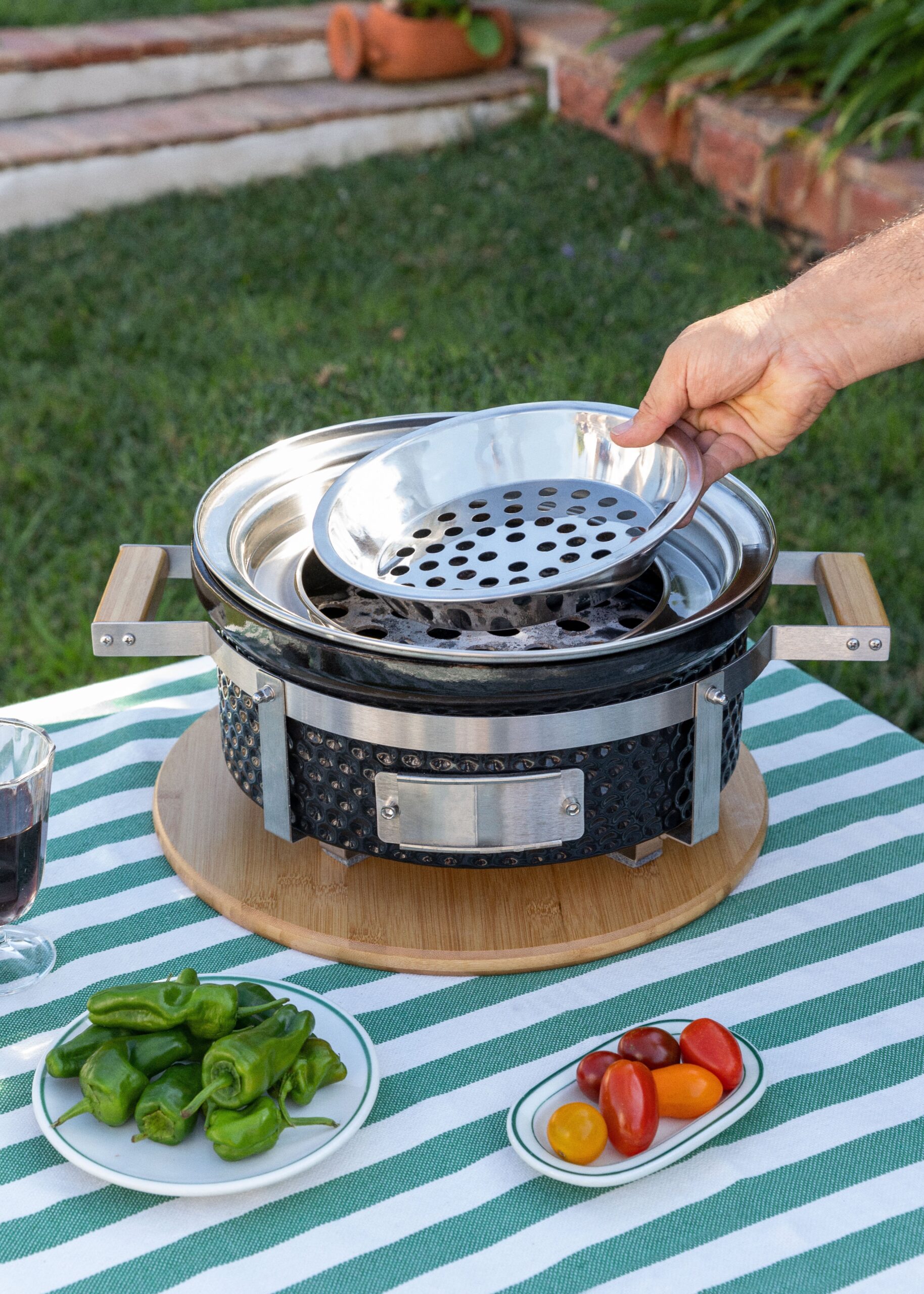 CREATE - BBQ KAMADO HIBACHI - Barbecue rotondo con griglia e piastra