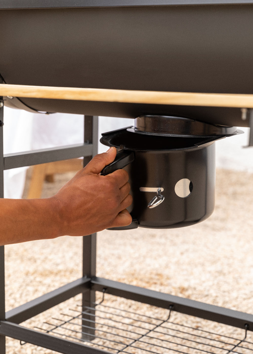 CREATE - BBQ SMOKEY - Barbecue affumicatore a carbone con ruote