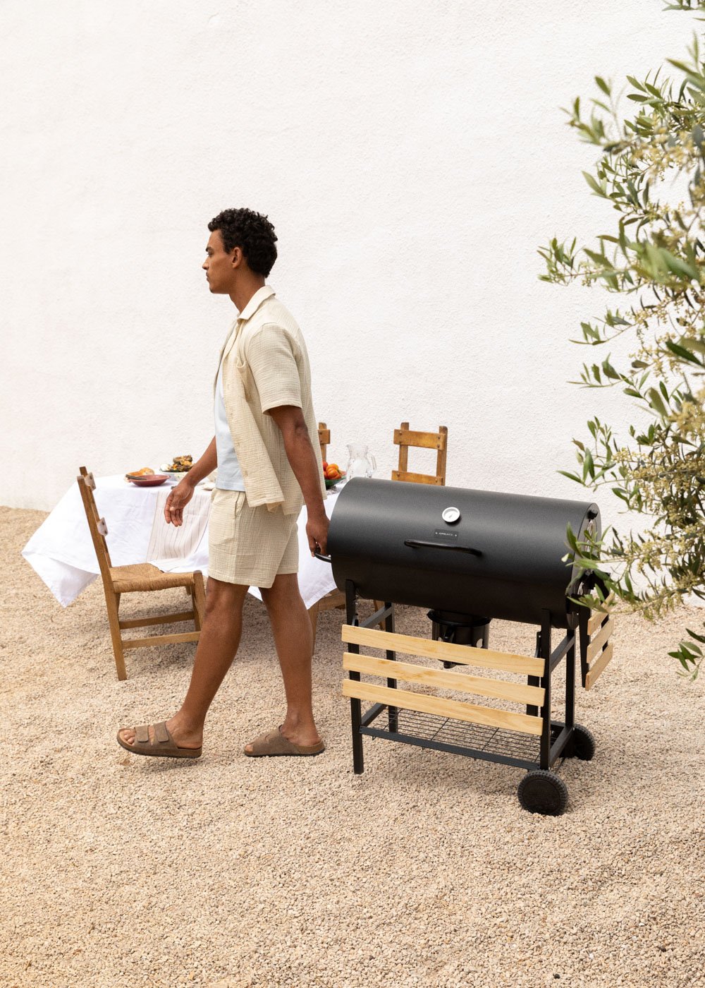CREATE - BBQ SMOKEY - Barbecue affumicatore a carbone con ruote