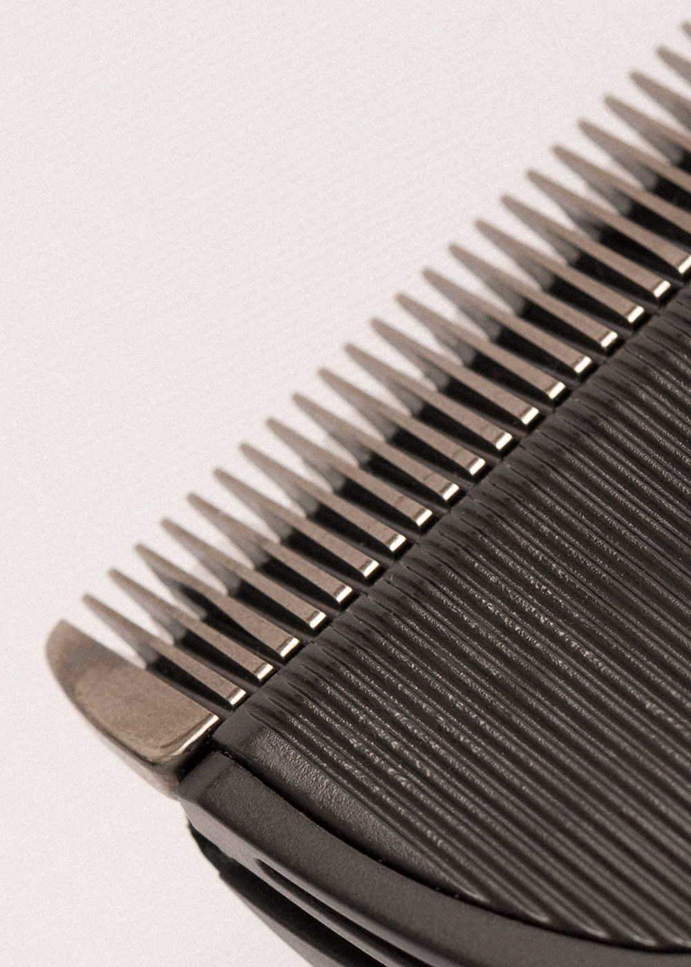 CREATE - CLIPPER EASY - Tagliacapelli e rasoio senza filo