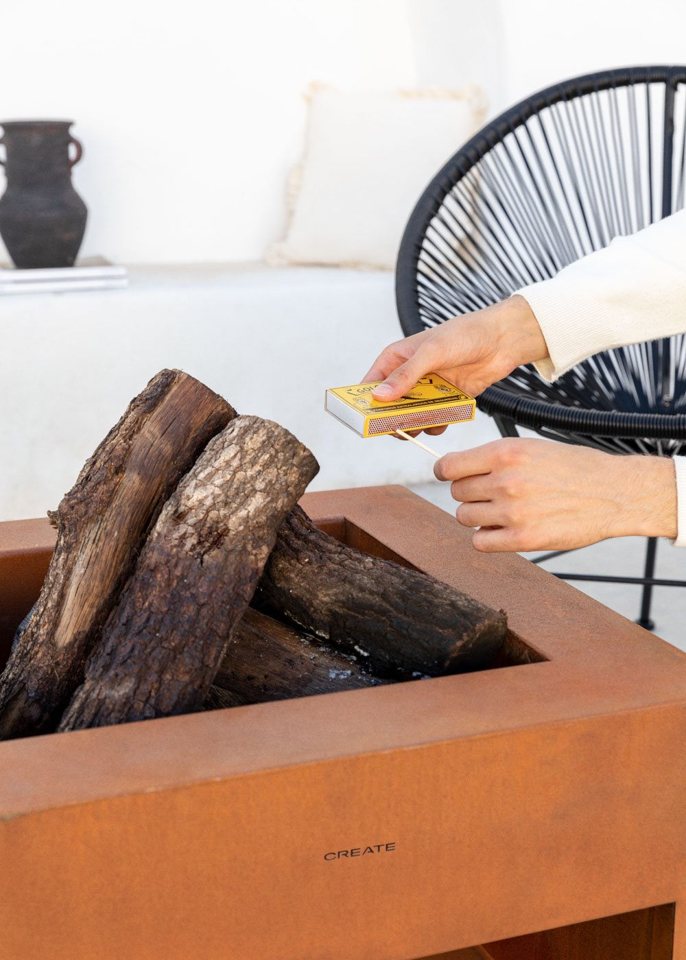 CREATE - FIRE PIT CUBE - Braciere quadrato da esterno in acciaio corten