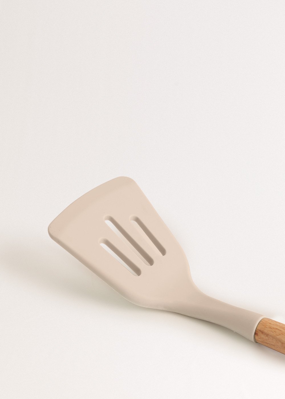 CREATE - KITCHENWARE STUDIO - Utensili da cucina in legno e silicone